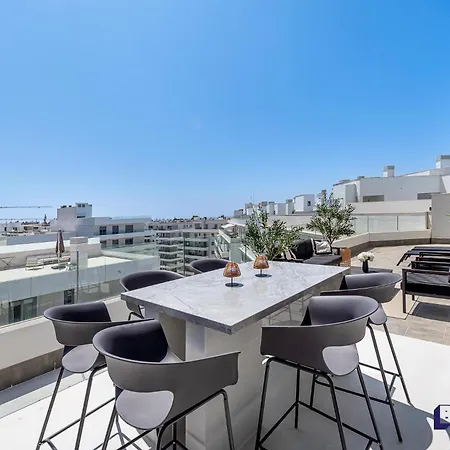 Prime Penthouse Location By Better Bookings *