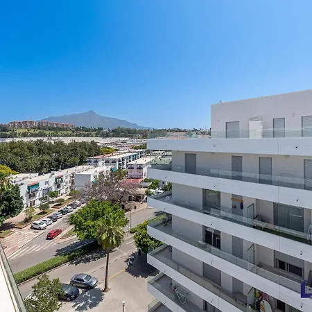 Prime Penthouse Location By Better Bookings Apartment *