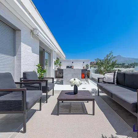 Prime Penthouse Location By Better Bookings * Μαρμπέλλα