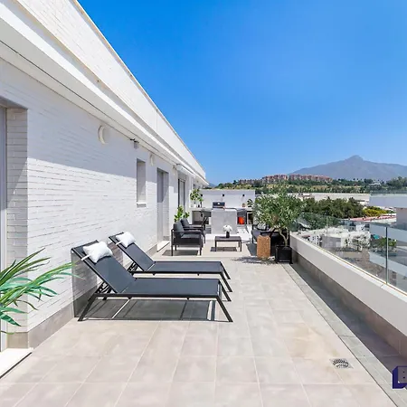 Prime Penthouse Location By Better Bookings *