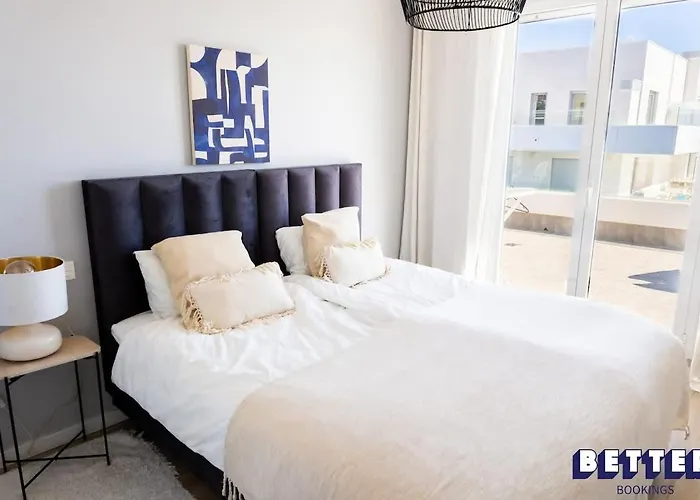 Prime Penthouse Location By Better Bookings Apartment