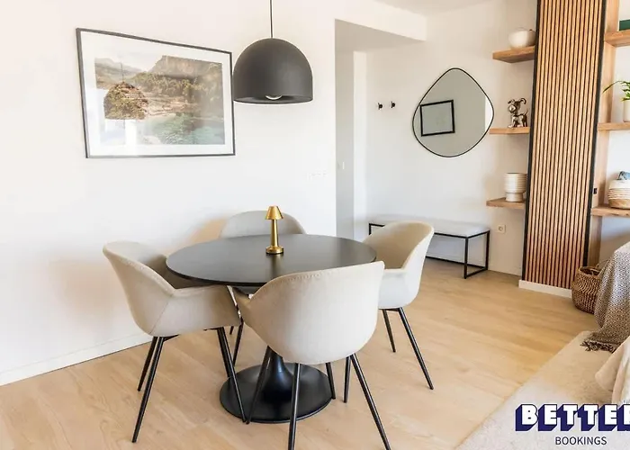Apartment Prime Penthouse Location By Better Bookings *